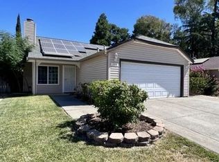 209 Catalpa Ln, Vacaville, CA