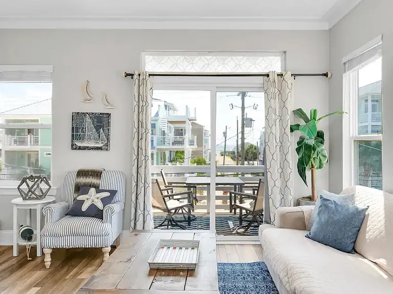 1415 Canal Dr #1 — Photo 3