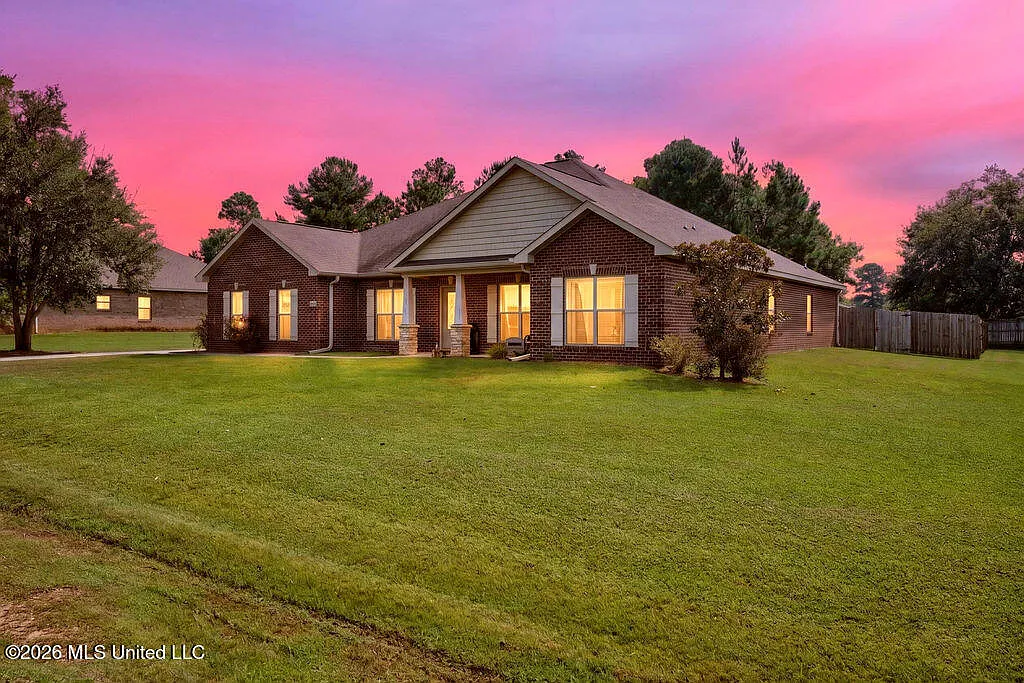 4 bed, 3.0 bath, 3009 sqft, $2,800 — Photo 3