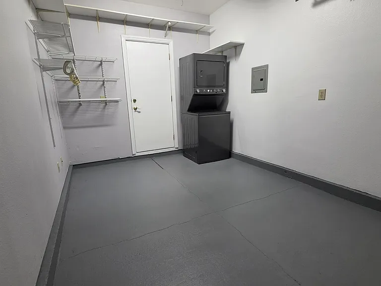 512 Poplar Ave — Photo 11