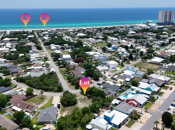 158 Crane St #B, Panama City Beach, FL 32413