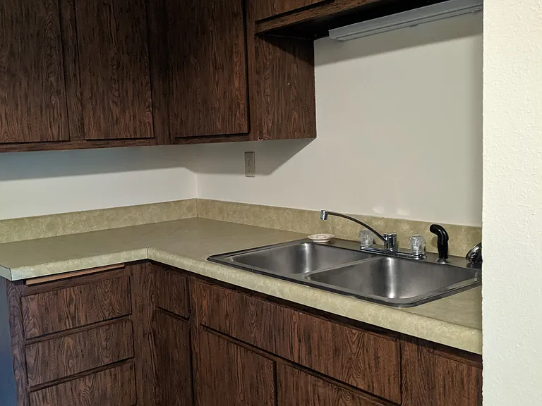 206 W Center St #3 — Photo 4