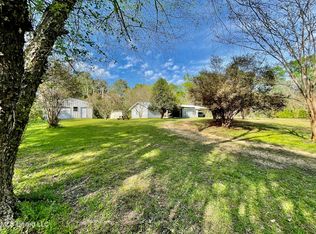 545 Entrekin Rd, Lumberton, MS 39455