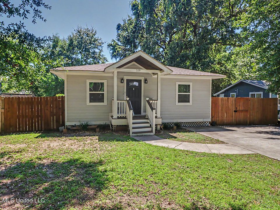 1st image of 519 23rd St