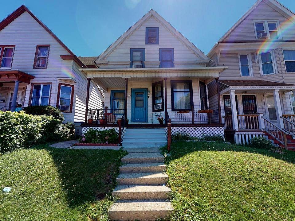 1st image of 2535 W Lincoln Ave