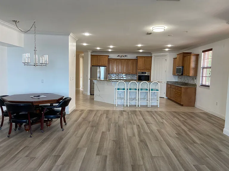 240 Brooks St SE #201-C — Photo 13