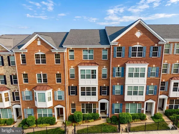 15330 Kensington Park Dr, Woodbridge, VA 22191