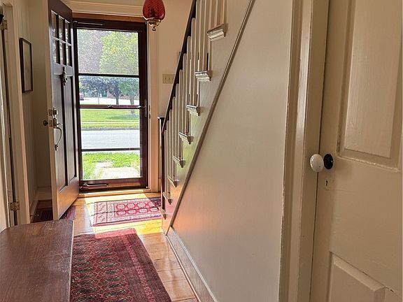 5th image of 19 Payne St