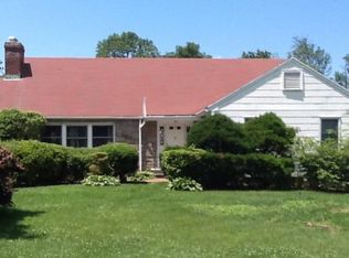 5 Barnaby Ln, Hartsdale, NY 10530