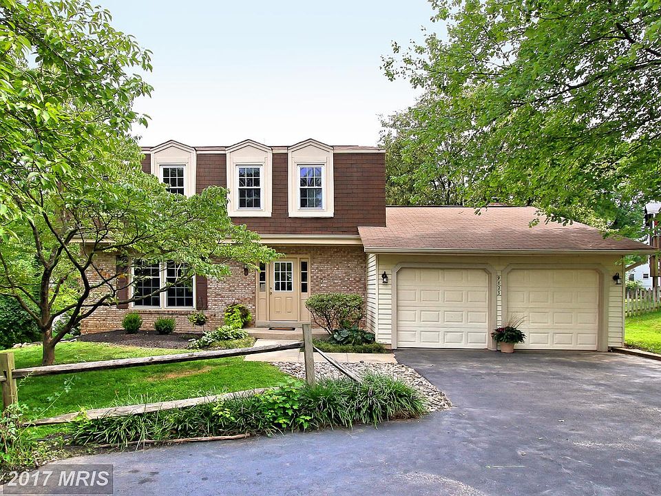 1st image of 9823 Wolcott Dr