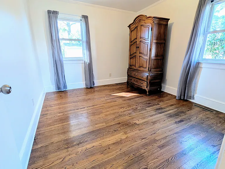 2614 Tryon Dr — Photo 7