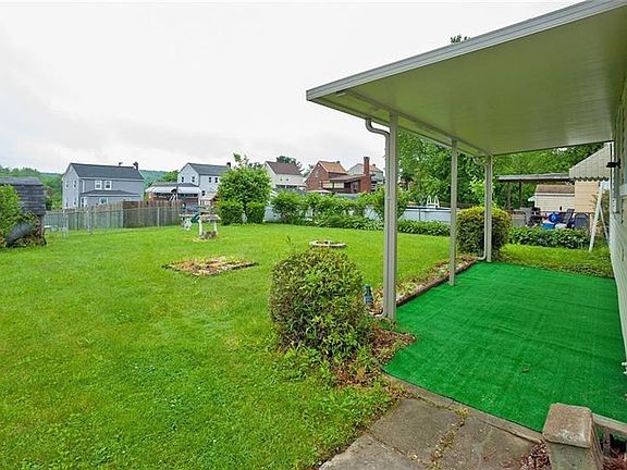 4th image of 510 Cedarhurst Dr