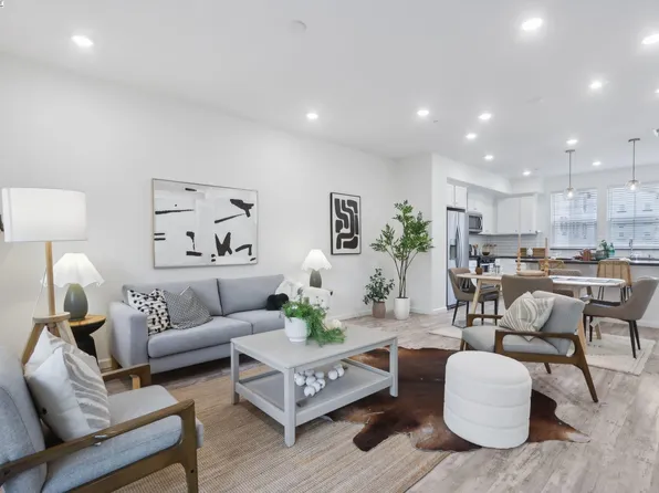 16326 Ridgehaven Dr Unit 602, San Leandro, CA 94578