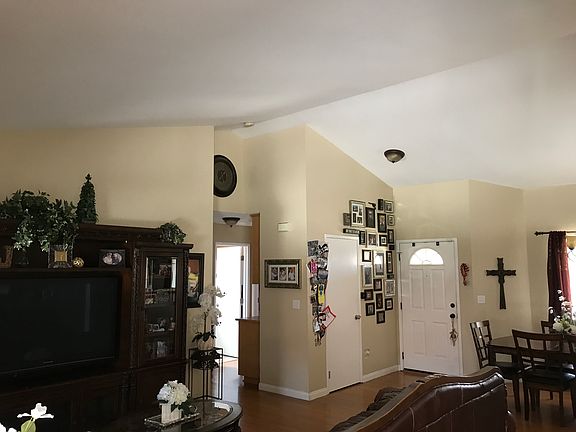 3rd image of 174 San Miguel Ct