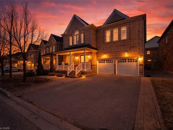 6 Wilsongary Cir, Ajax, ON L1T 0G7