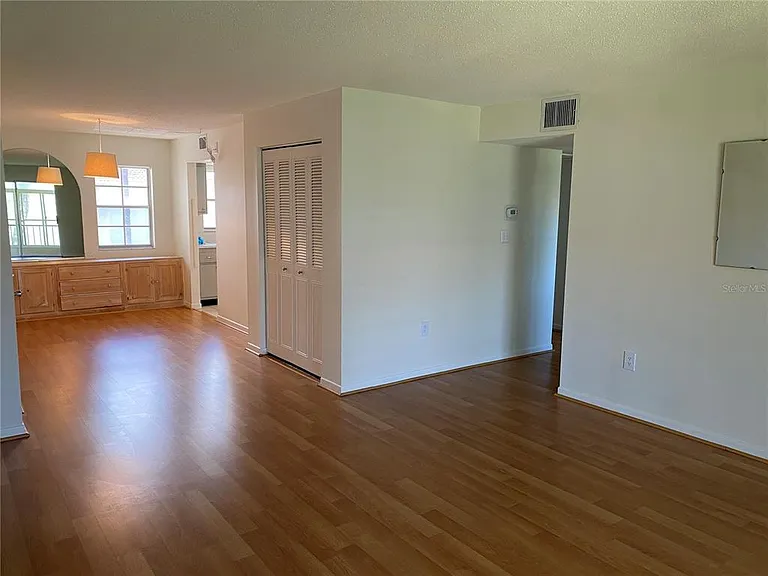 2727 75th St W #8A14 — Photo 3