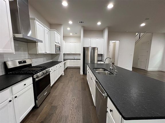 5th image of 1232 Summerbrooke Cir