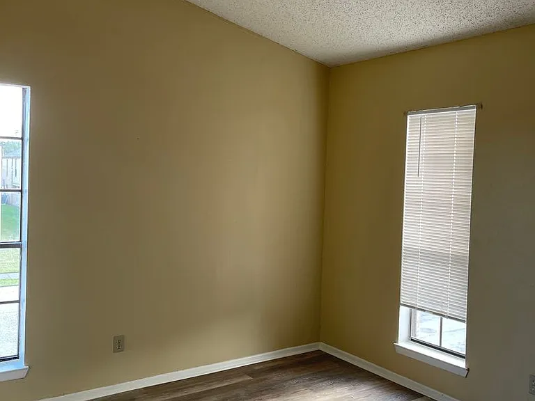 2410 Capitan Dr #A — Photo 10