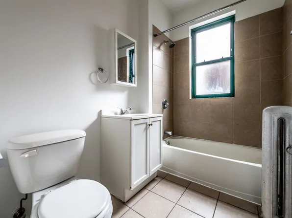 2900 E 91st St Chicago, IL 60617