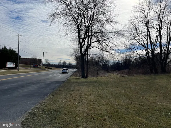 609 Rutherford Rd, Harrisburg, PA 17109