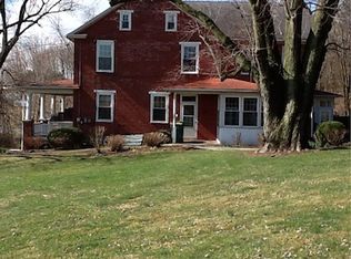 343 Laudermilch Rd, Hershey, PA 17033