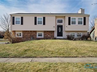 26571 Brentfield Rd, Perrysburg, OH 43551