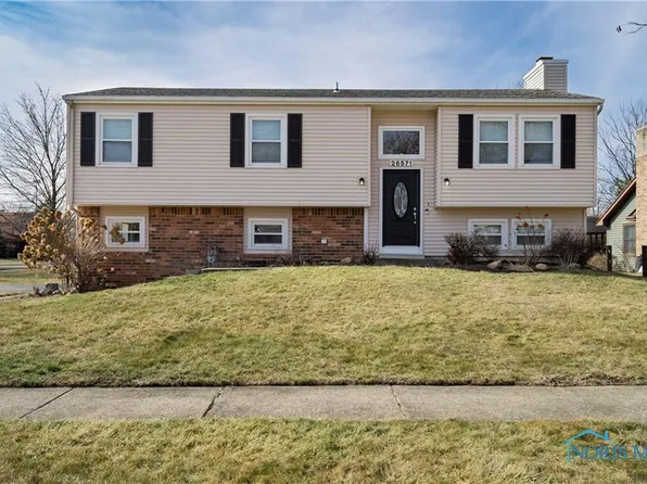 26571 Brentfield Rd, Perrysburg, OH 43551