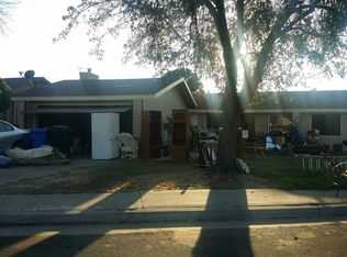 1002 S 11 1/2 Ave, Hanford, CA 93230