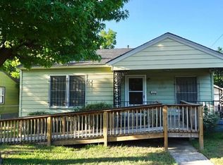 2618 Sharon St, Dallas, TX 75211