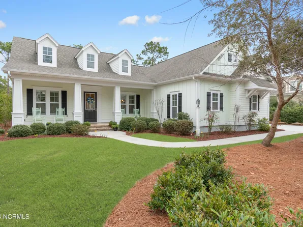 2520 Parkridge Drive, Southport, NC 28461