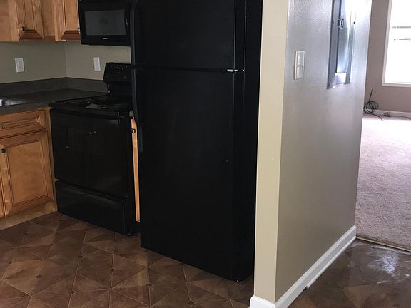 2nd image of 501 Patriot Park Ct