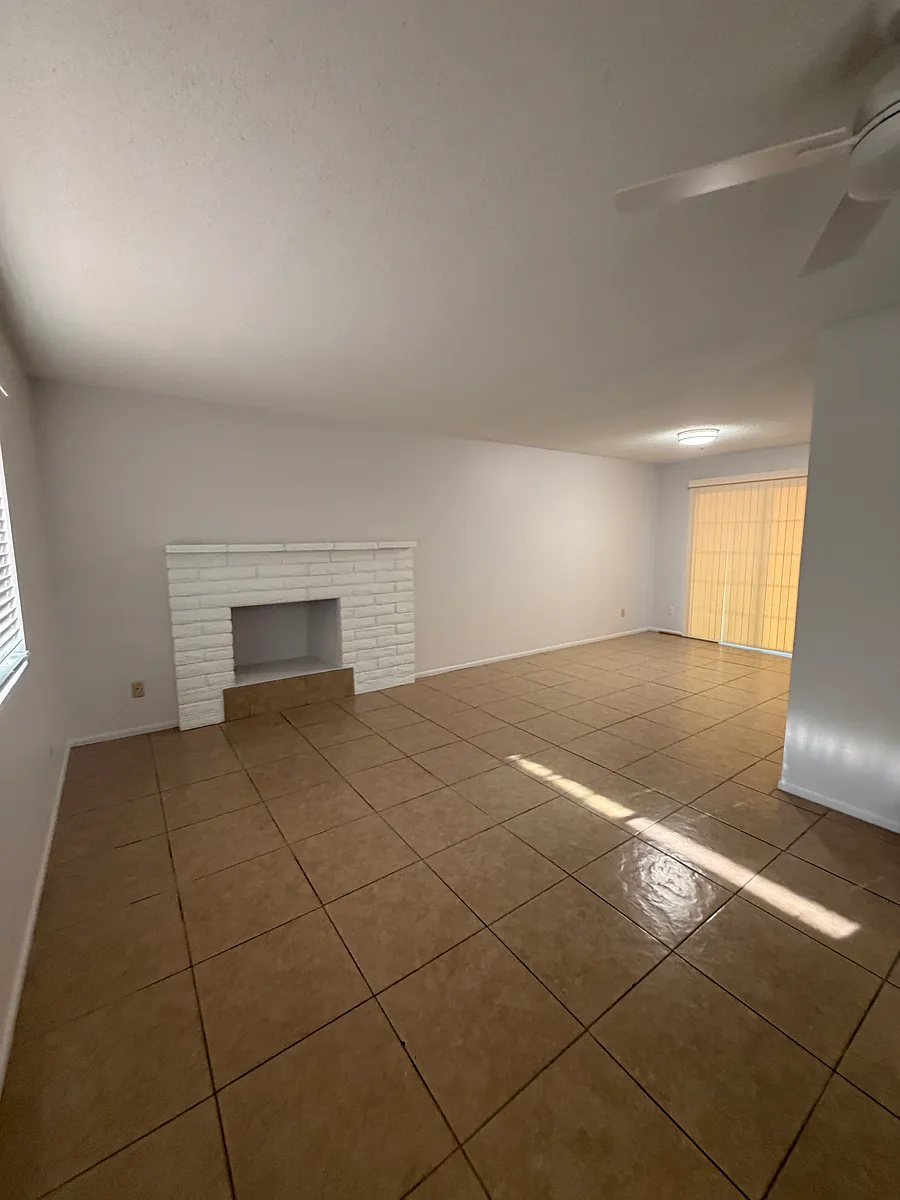 Building Photo - 551 S Rdg