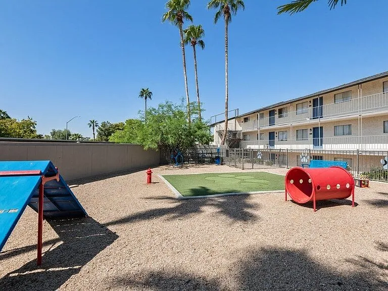 District at Fiesta Park — Photo 23