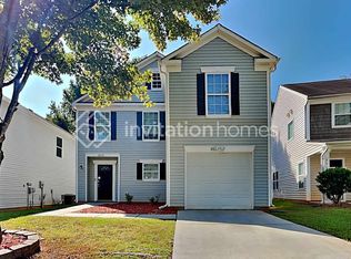 8515 Panglemont Dr, Charlotte, NC 28269