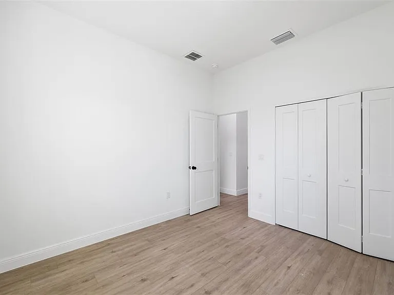 2652 W Paragon Ln — Photo 28