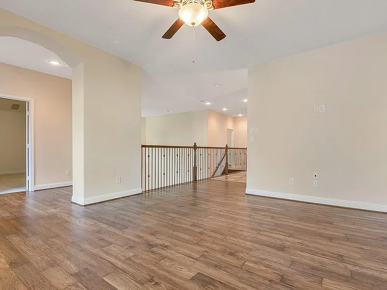 22 Garden Path Pl — Photo 34