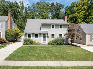 1441 Crest Ave, Cuyahoga Falls, OH 44223