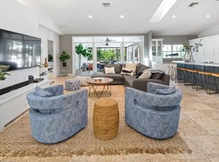 339 4th Ave N, Naples, FL 34102