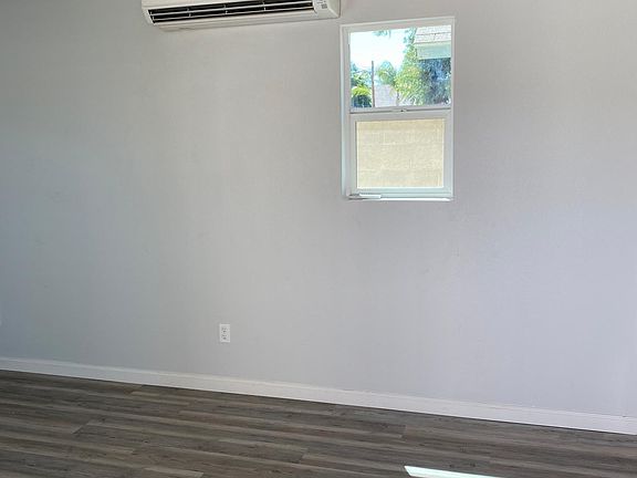 3rd image of 715 W Sun Ave