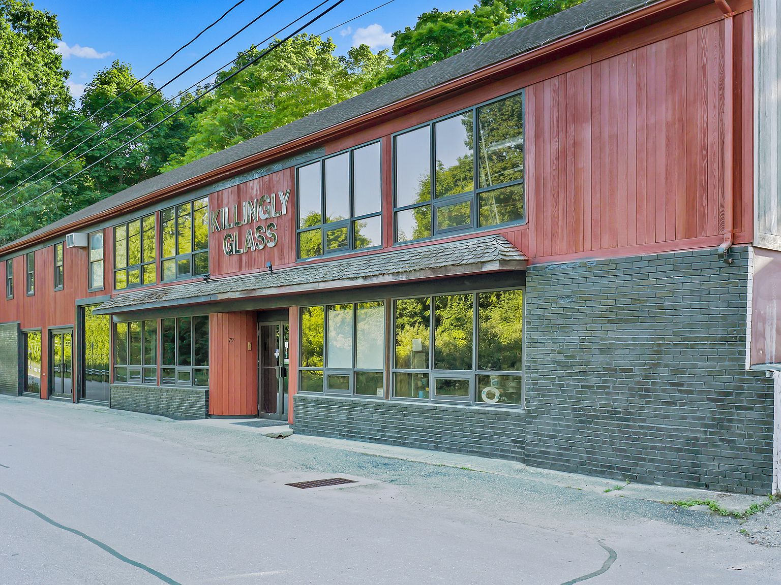 79 Commerce Ave, Danielson, CT 06239 MLS 24016008 Zillow