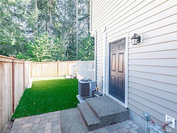 5th image of 3614 Kings Way SE