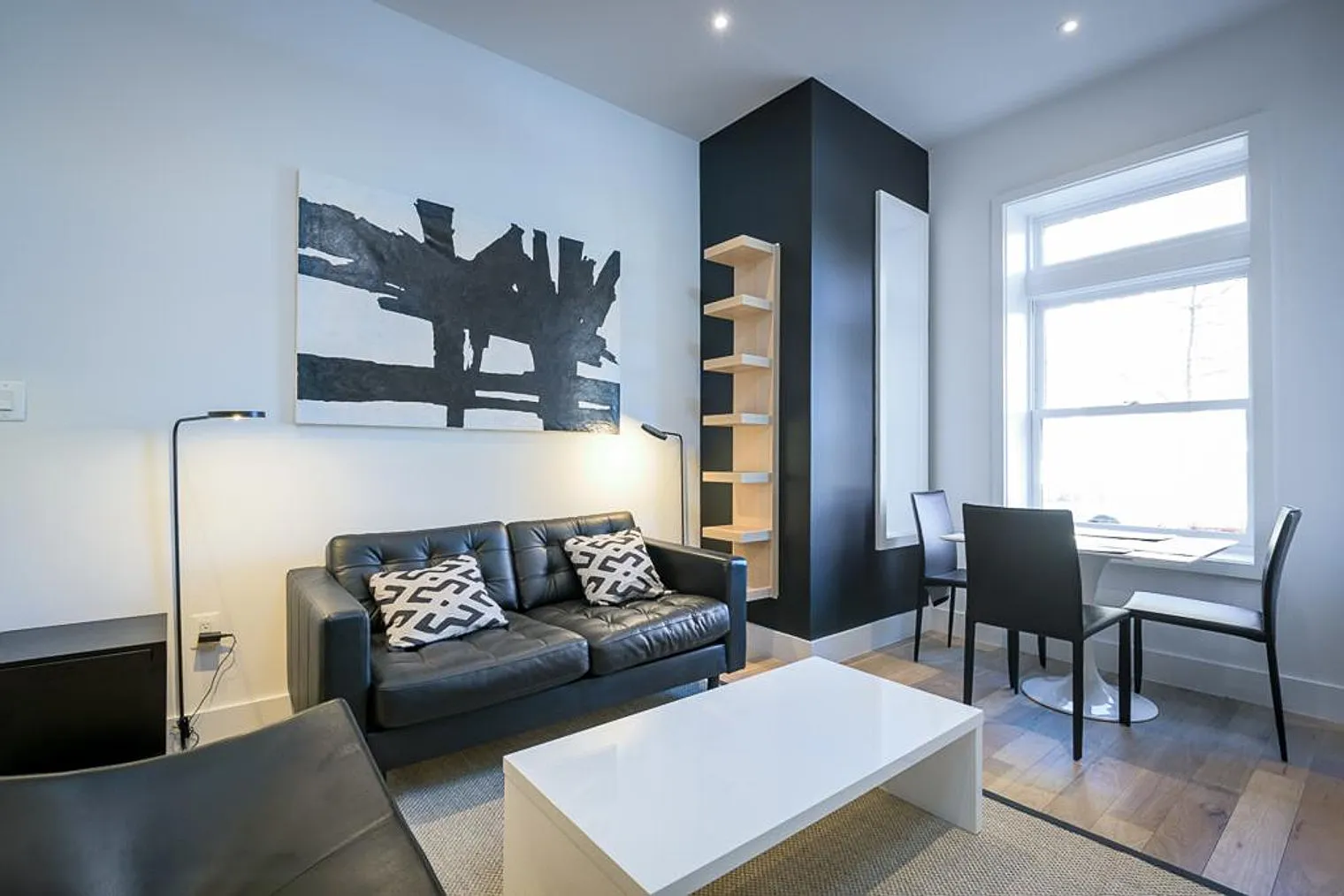 2 bed, 1.0 bath, 9687 sqft, $3,968 — Photo 1