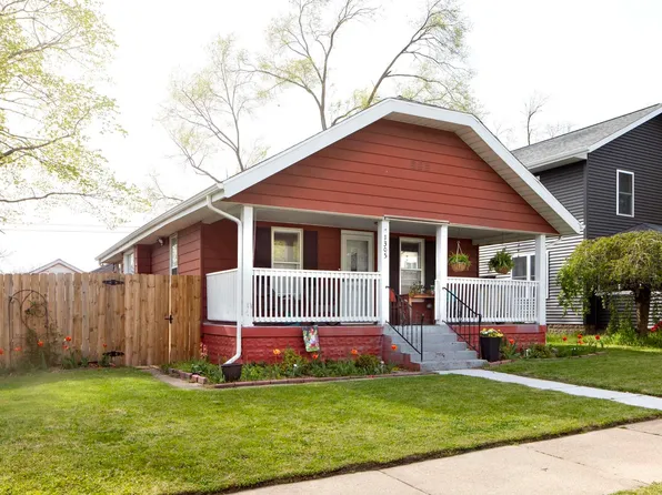 1305 S 30th St, South Bend, IN 46615