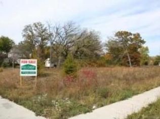 1601 Hillside Ln, McHenry, IL 60051