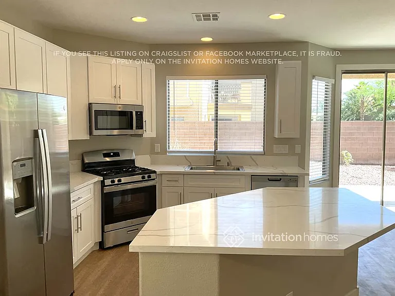 9133 Little Horse Ave — Photo 6