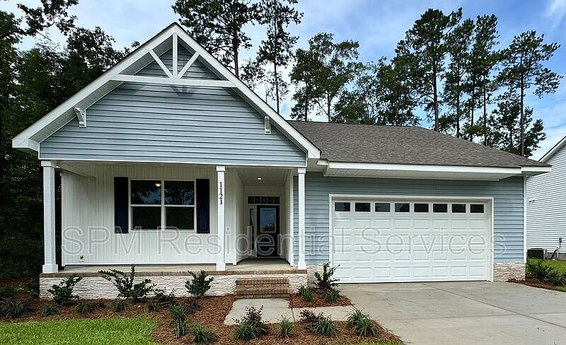 1st image of 1121 Echo Dr NE