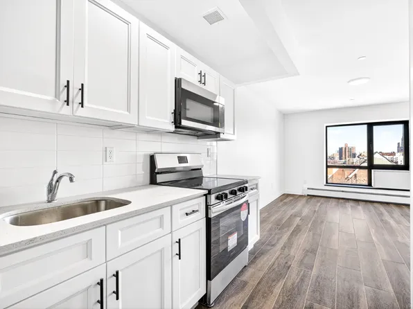 (undisclosed Address), Bronx, NY 10452