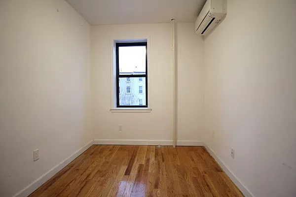 Rented by Rental Solutions Inc | media 4