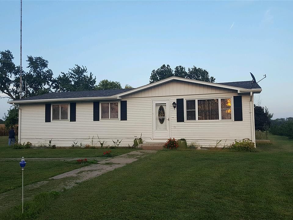 1st image of 64134 Highway 136