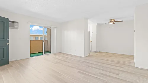 Four Winds Apartments Photo 1